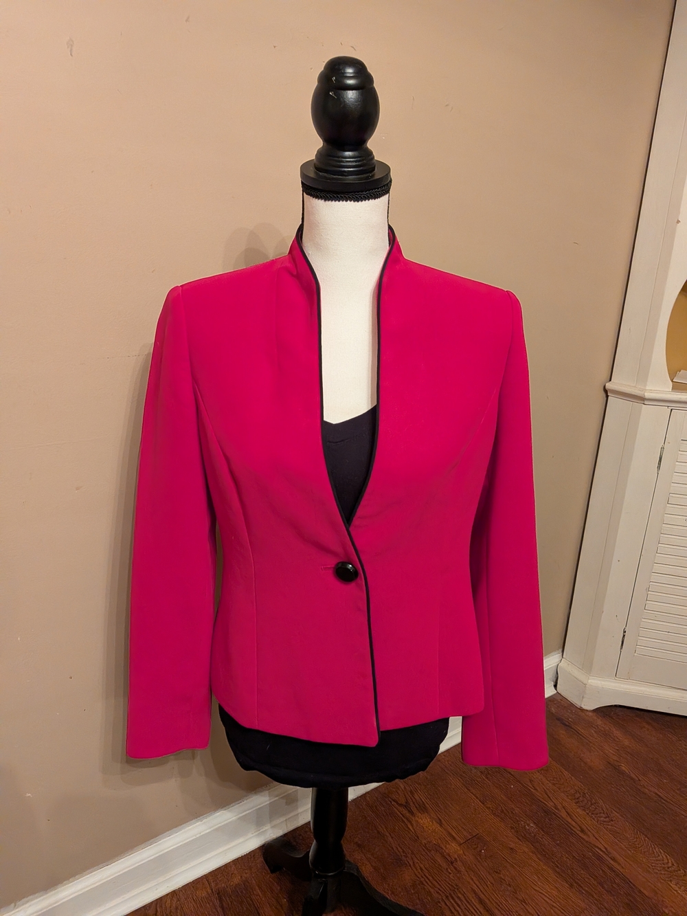 Jones Studio Hot Pink Single-Button with Black Edge Blazer